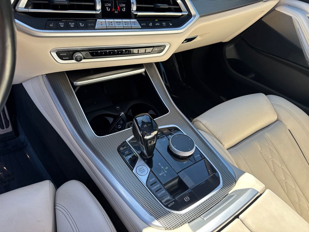 Used 2022 BMW X5 sDrive40i w/ M Sport Package RWD image 30