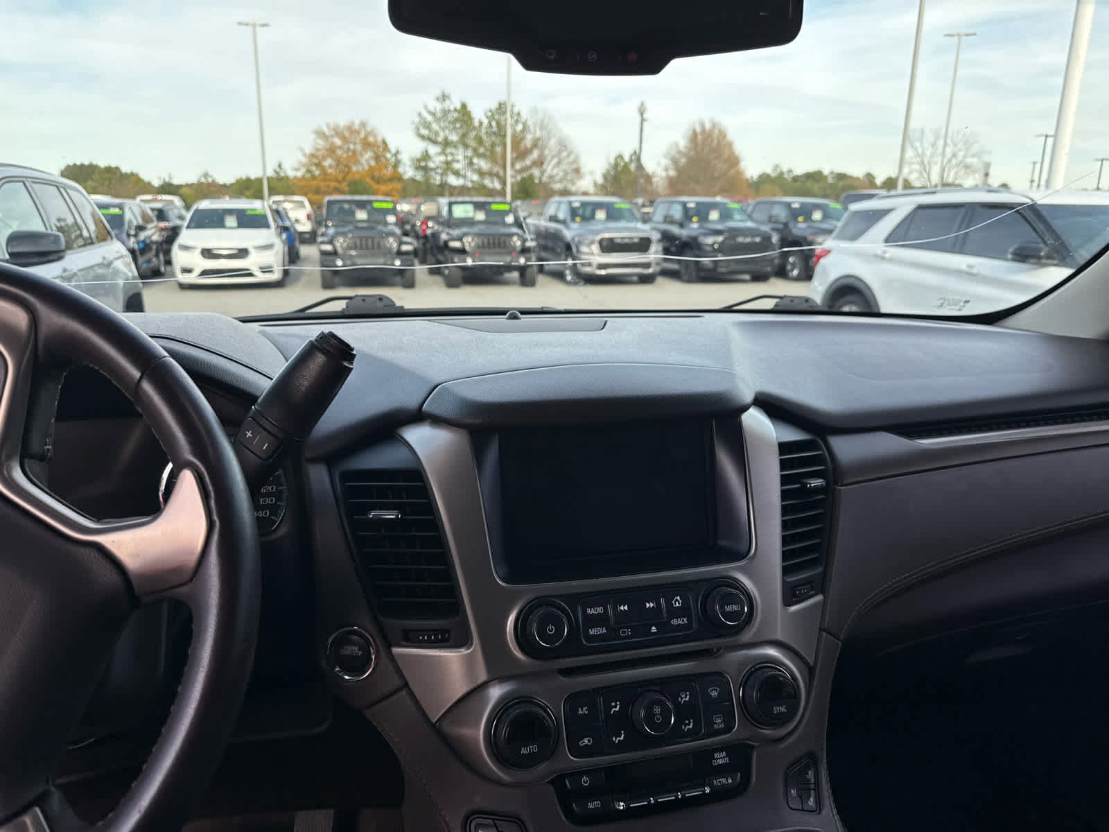 Used 2018 GMC Yukon Denali image 7