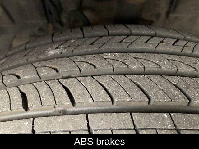 Certified 2021 Toyota Venza XLE w/ Softex Package image 13