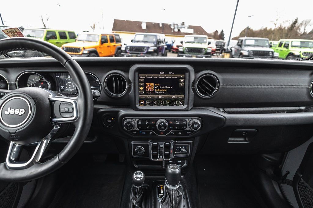 Used 2022 Jeep Wrangler Unlimited Sahara w/ Cold Weather Group image 27