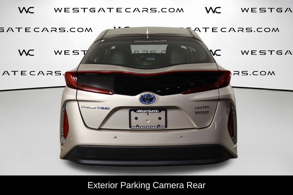 Used 2020 Toyota Prius Prime Limited FWD image 4