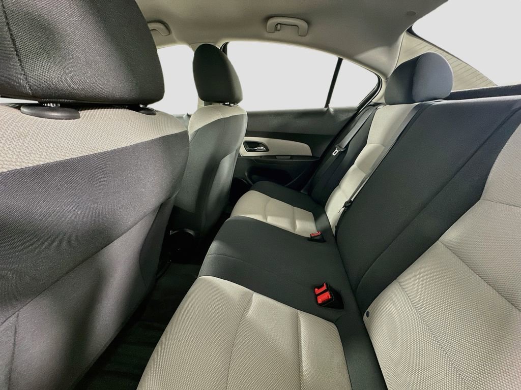 Used 2016 Chevrolet Cruze LS FWD image 21