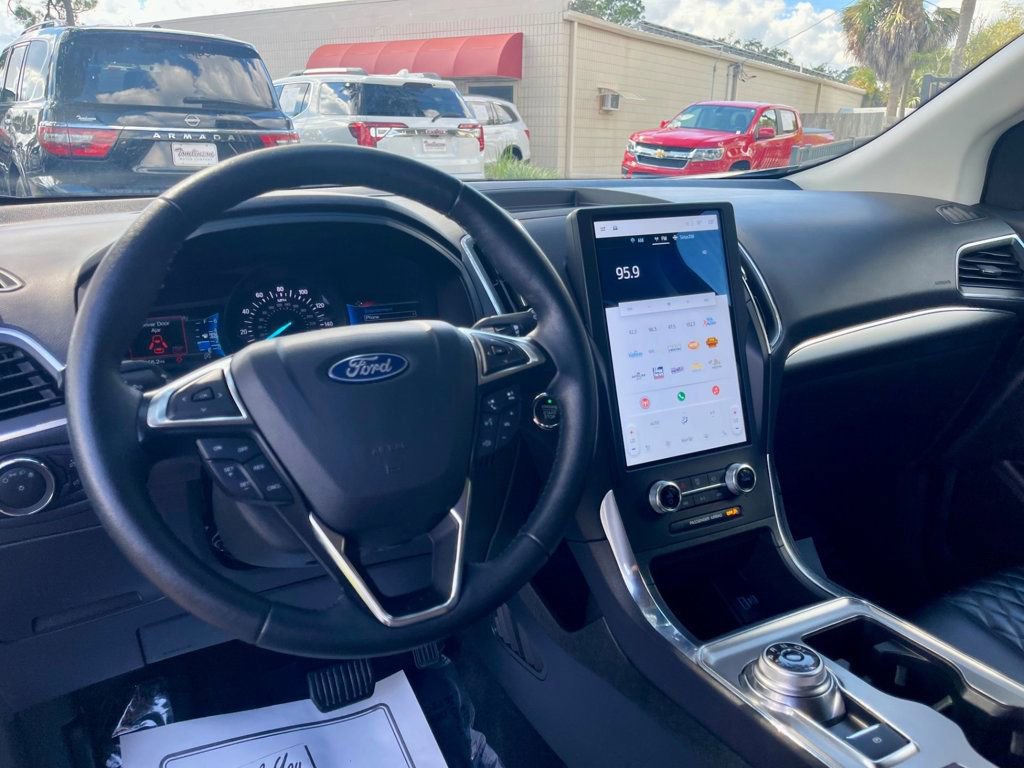 Used 2024 Ford Edge Titanium AWD/4WD image 12