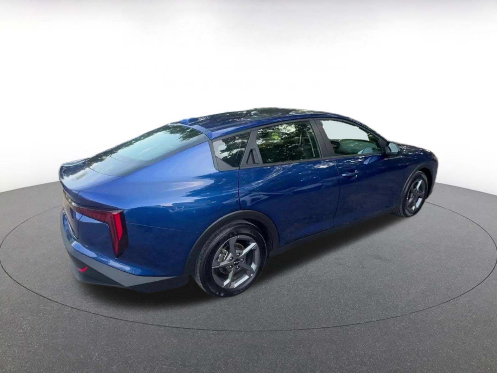 Used 2025 Kia K4 FWD image 15