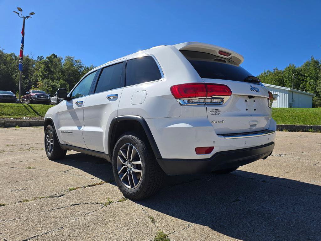 Used 2017 Jeep Grand Cherokee Limited AWD/4WD image 5