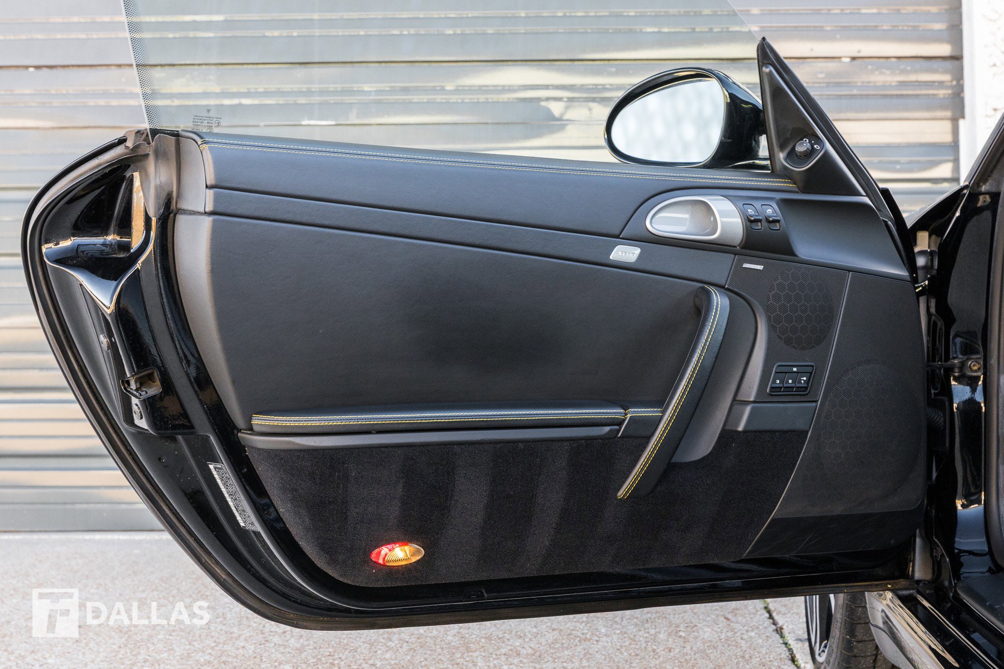 Used 2012 Porsche 911 Turbo S image 19