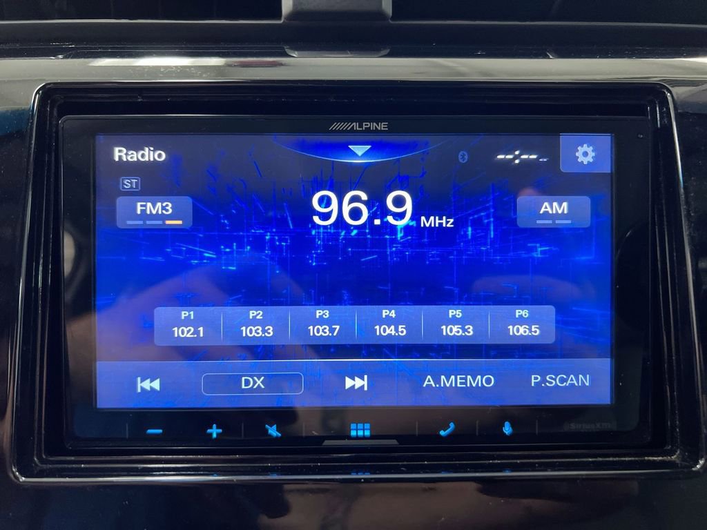 Used 2018 Toyota Camry XSE FWD image 14