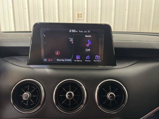 Used 2018 Kia Stinger GT2 AWD/4WD image 4