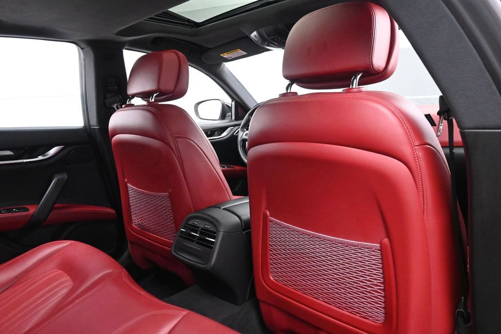 Used 2022 Maserati Ghibli Modena RWD image 35