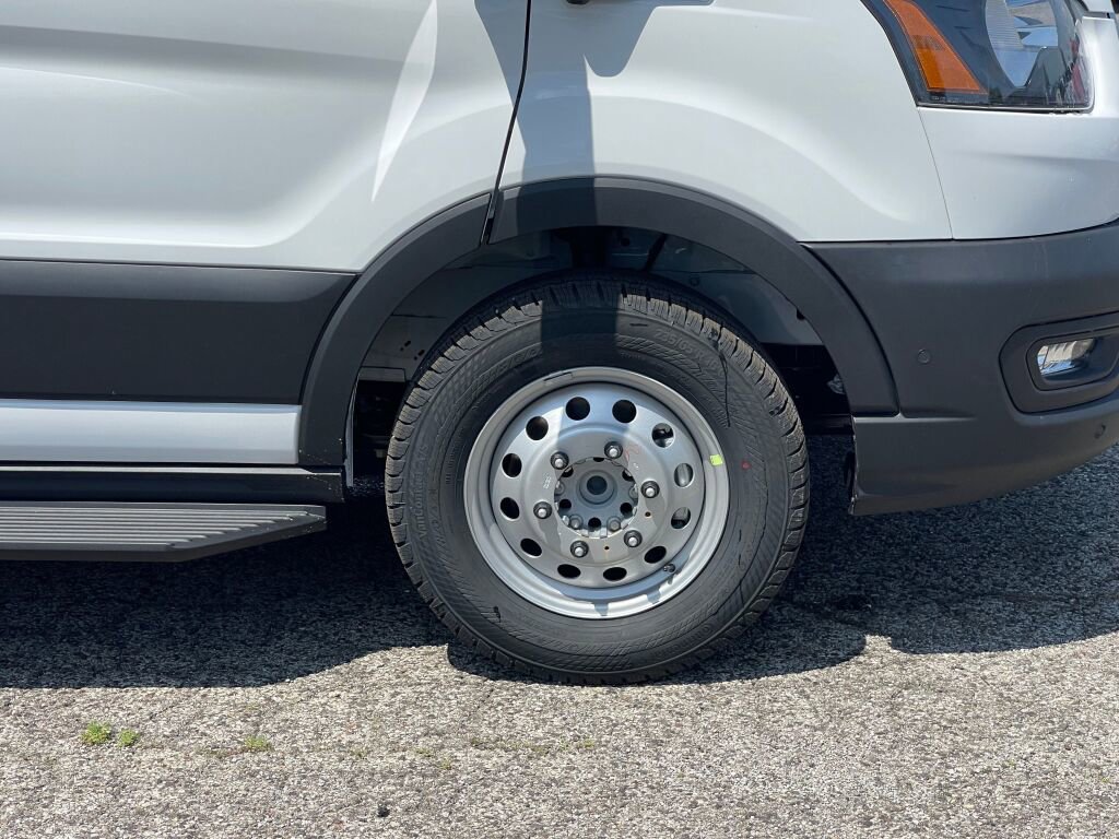 New 2025 Ford Transit 350 148 High Roof Extended image 19