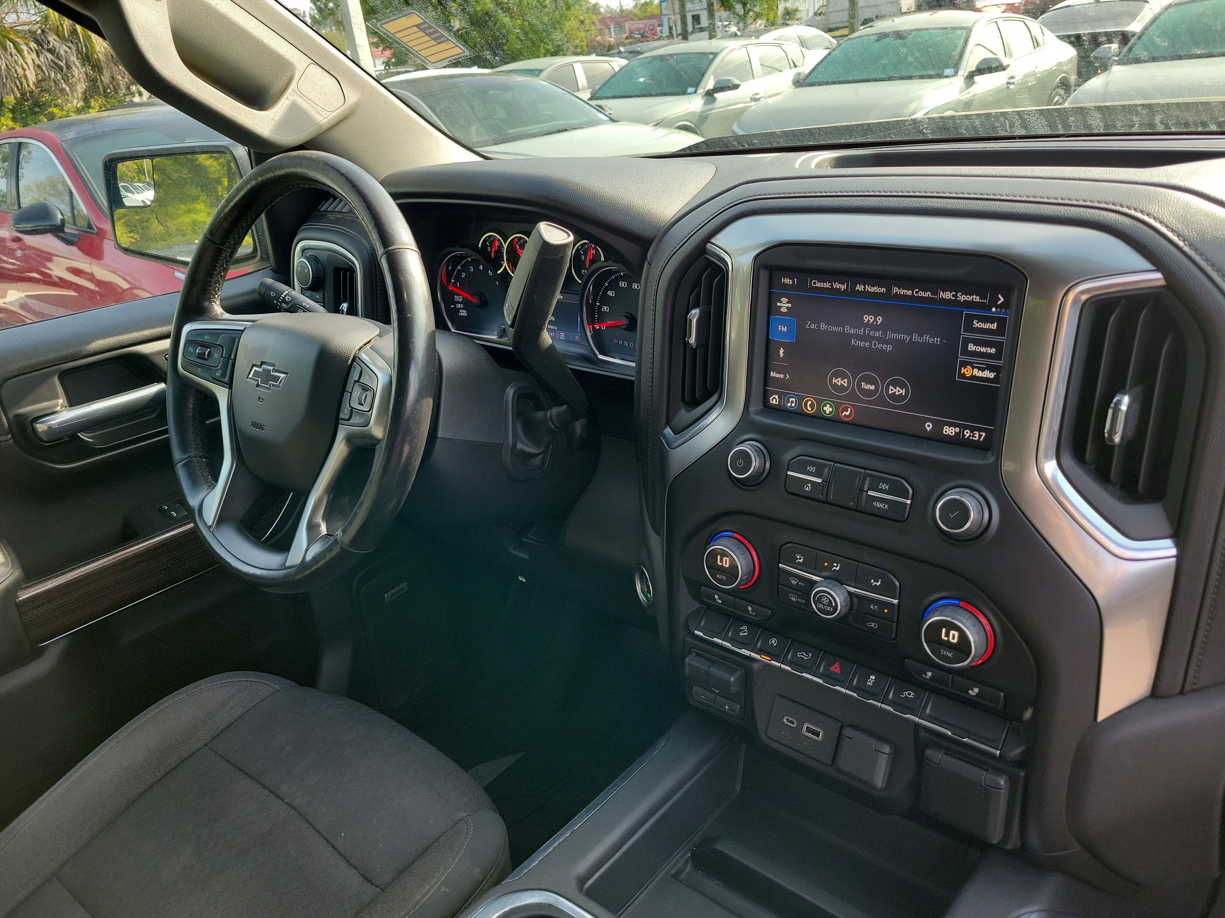 Used 2019 Chevrolet Silverado 1500 RST w/ All-Star Edition image 8