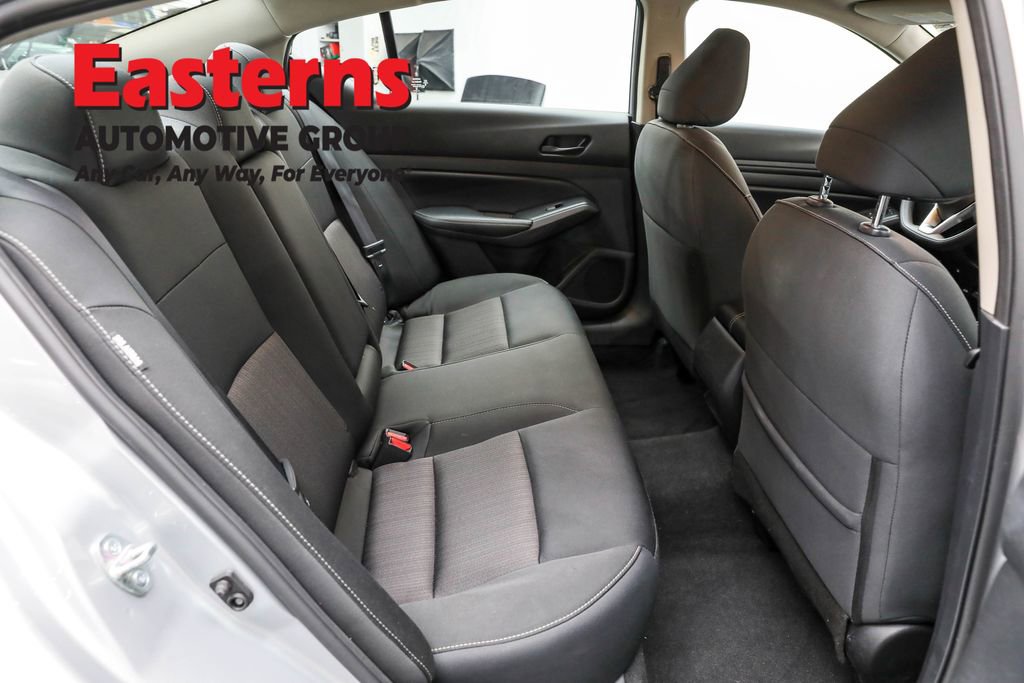 Used 2024 Nissan Altima 2.5 SV image 21