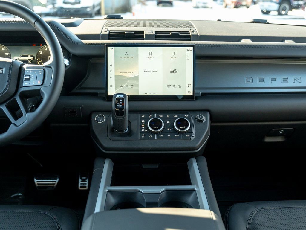 New 2025 Land Rover Defender 110 V8 image 19