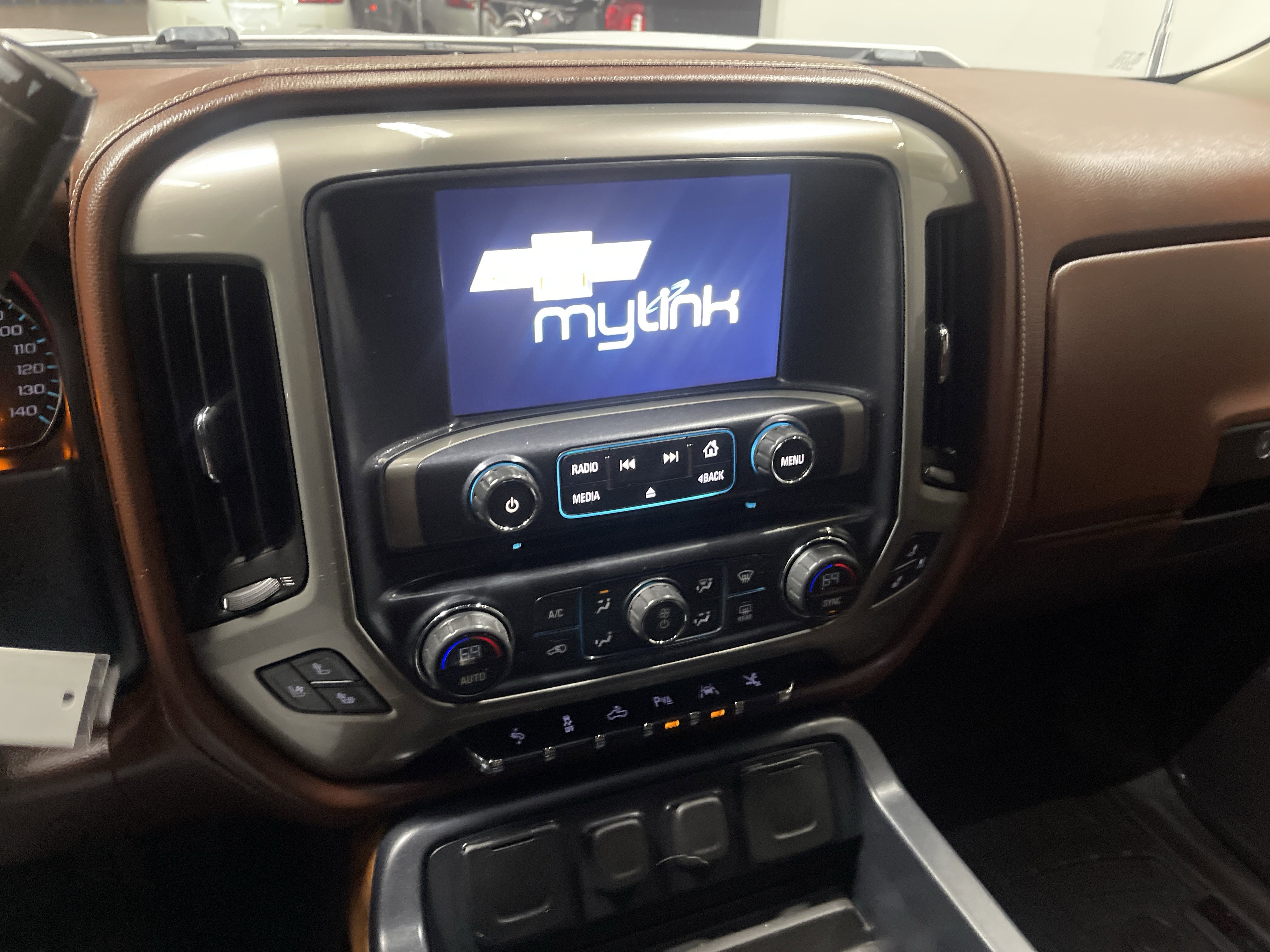 Used 2016 Chevrolet Silverado 1500 High Country w/ High Country Premium Package image 28