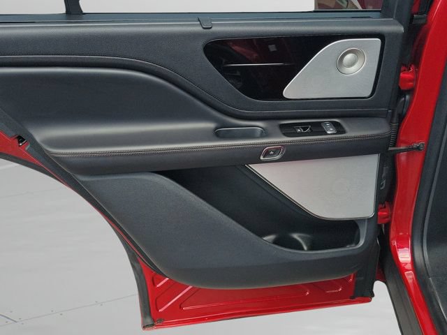 Used 2020 Lincoln Aviator Reserve w/ Equipment Group 202A AWD/4WD image 7