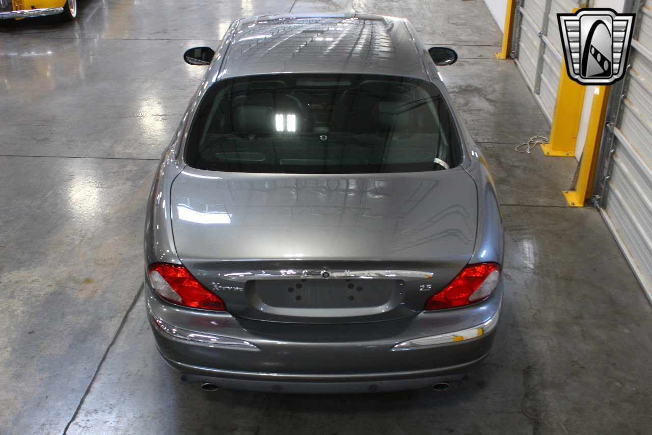 Used 2002 Jaguar X-TYPE 2.5 image 6