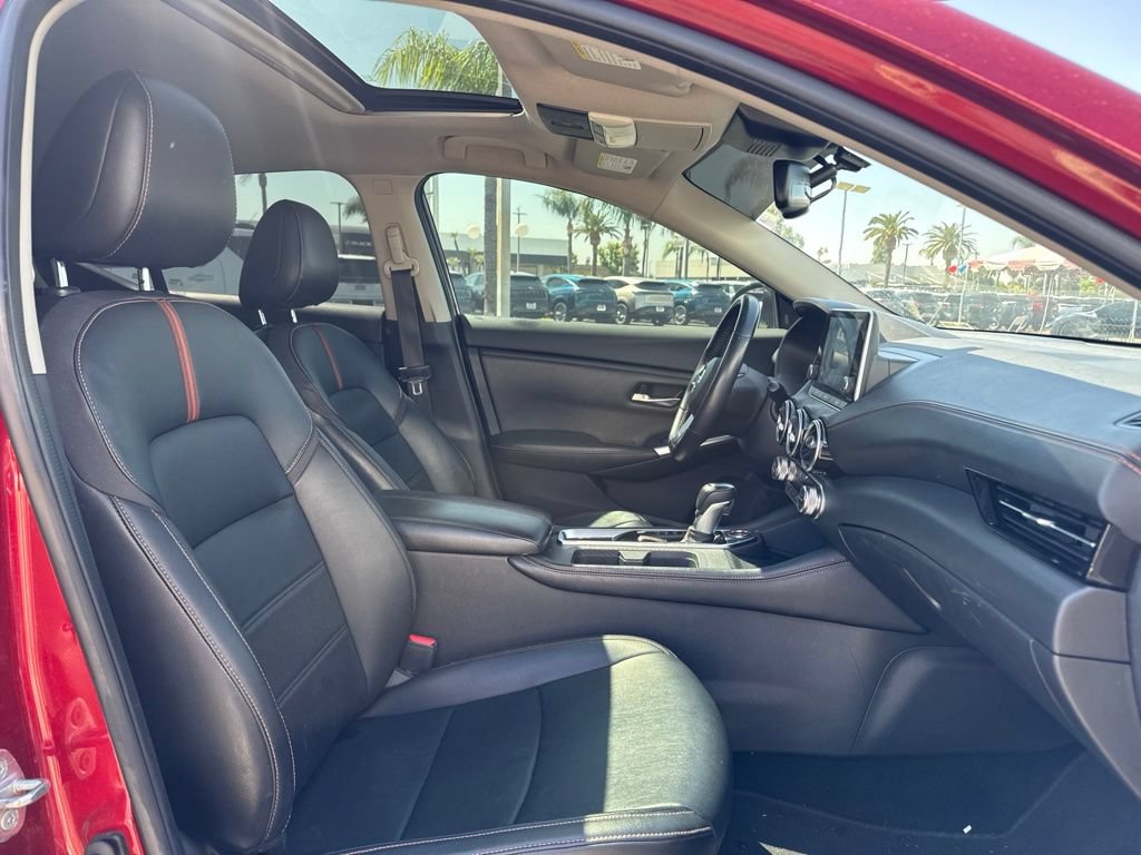 Used 2020 Nissan Sentra SR w/ Premium Package FWD image 8