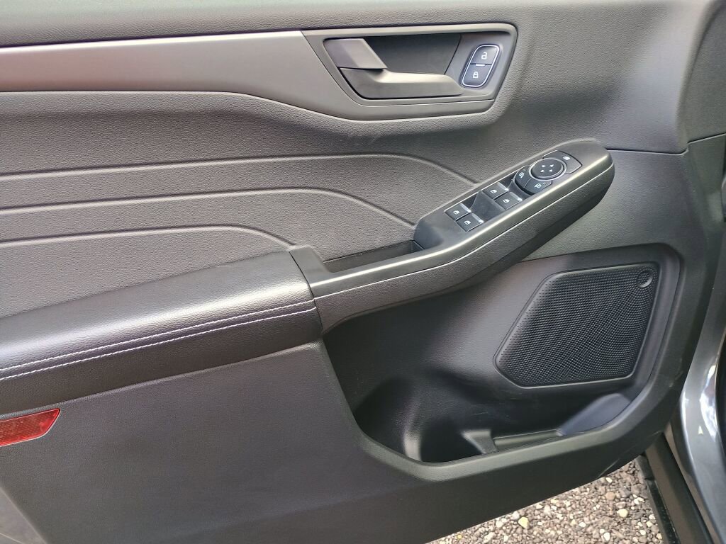 New 2026 Ford Escape Active w/ Cold Weather Package image 10