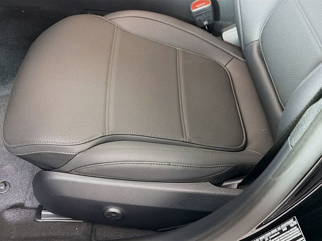 Used 2026 Mercedes-Benz C 300 4MATIC Sedan image 22