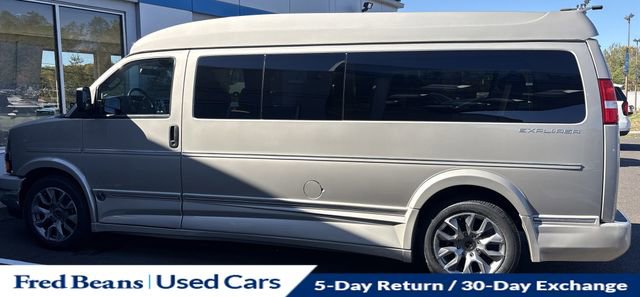 Used 2023 Chevrolet Express 2500 Work Van image 7