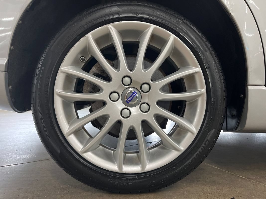 Used 2011 Volvo V50 T5 w/ Preferred Pkg FWD image 30