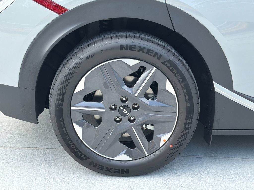 New 2026 Kia EV6 Light AWD/4WD image 8