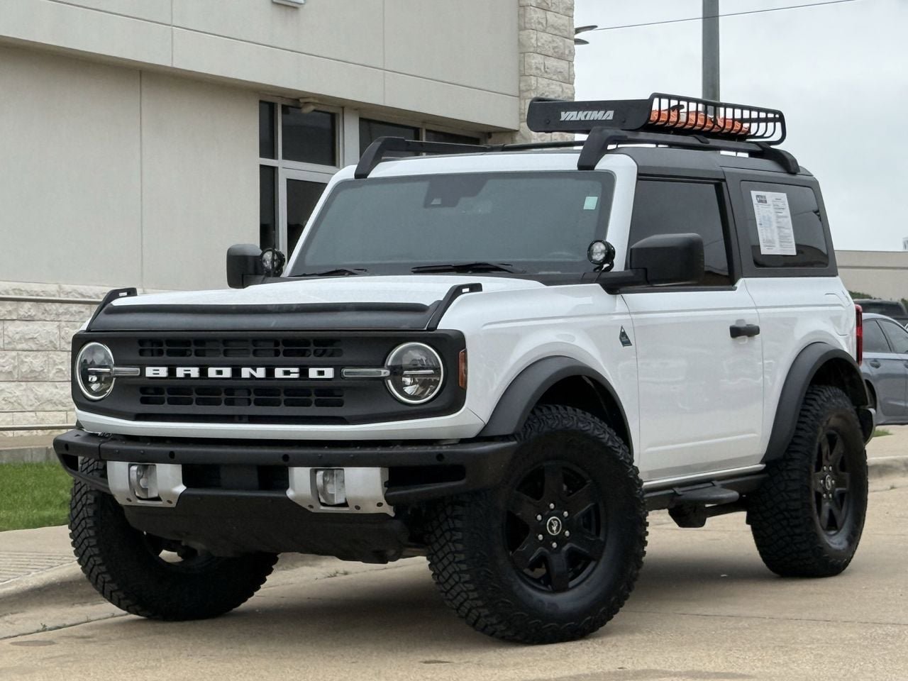 Used 2024 Ford Bronco Black Diamond AWD/4WD image 2