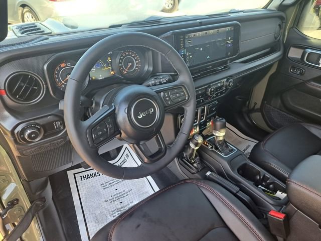 New 2025 Jeep Wrangler Rubicon w/ Xtreme 35 Tire Package AWD/4WD image 10