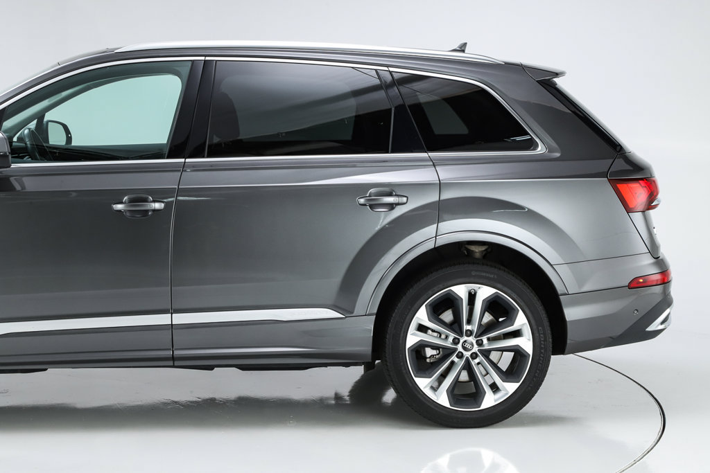 Used 2024 Audi Q7 3.0T Premium Plus w/ Premium Plus Package AWD/4WD image 50