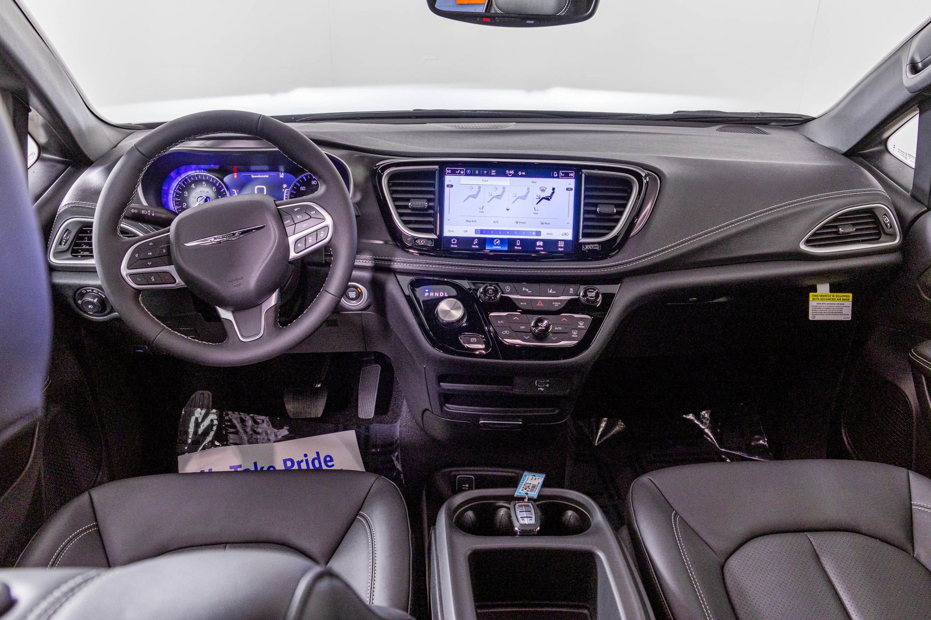 New 2026 Chrysler Pacifica Select AWD/4WD image 22