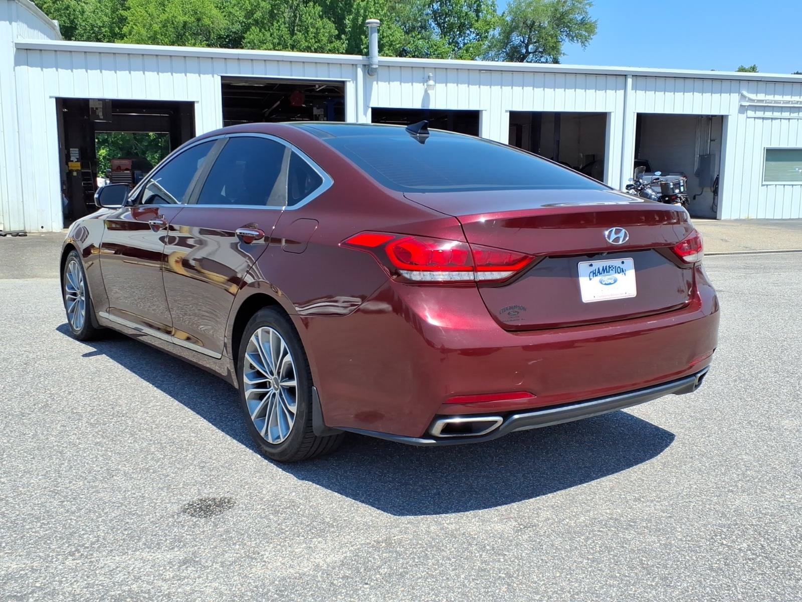 Used 2015 Hyundai Genesis 3.8 w/ Option Group 02 RWD image 24