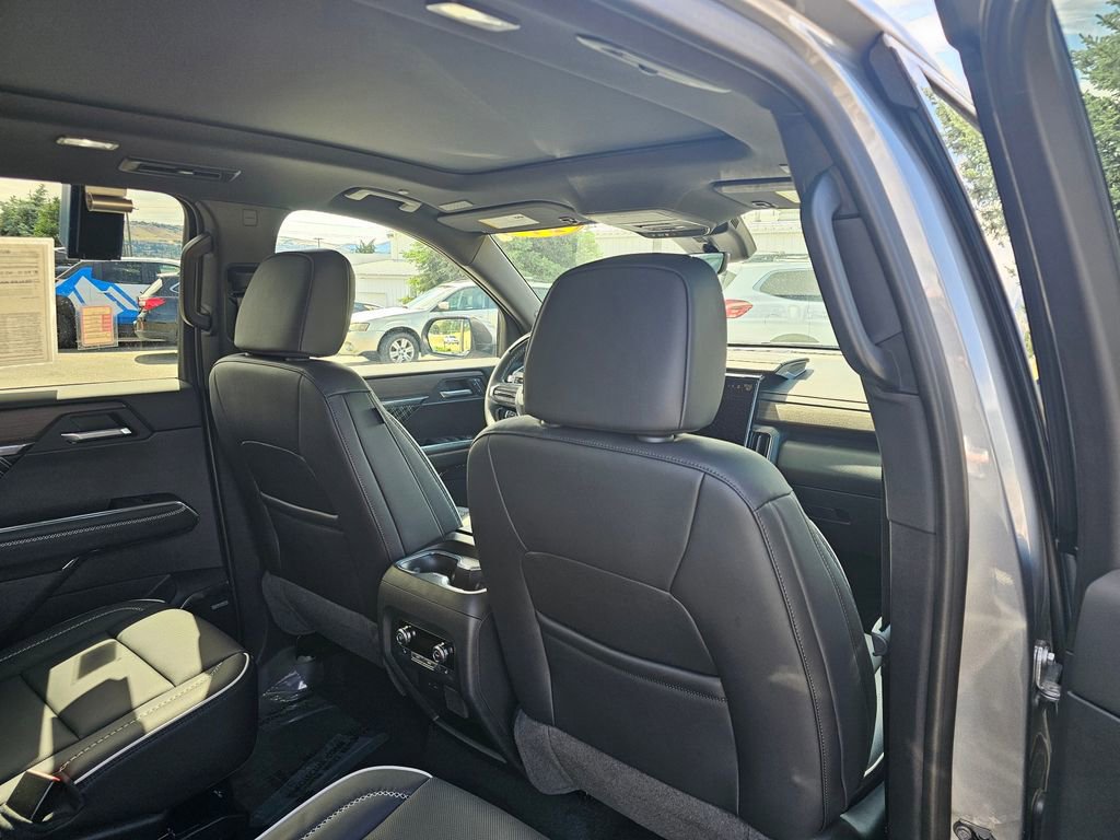 Certified 2024 GMC Acadia Denali w/ Super Cruise Package AWD/4WD image 12
