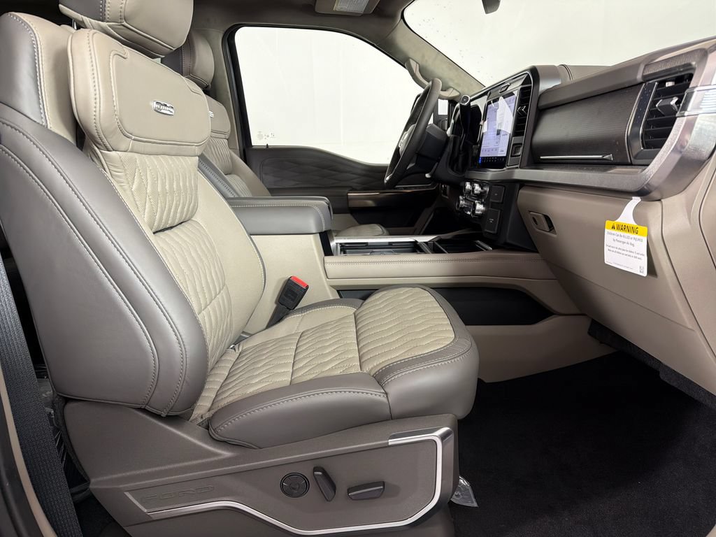 New 2026 Ford F350 Platinum w/ Platinum Plus Package AWD/4WD image 22