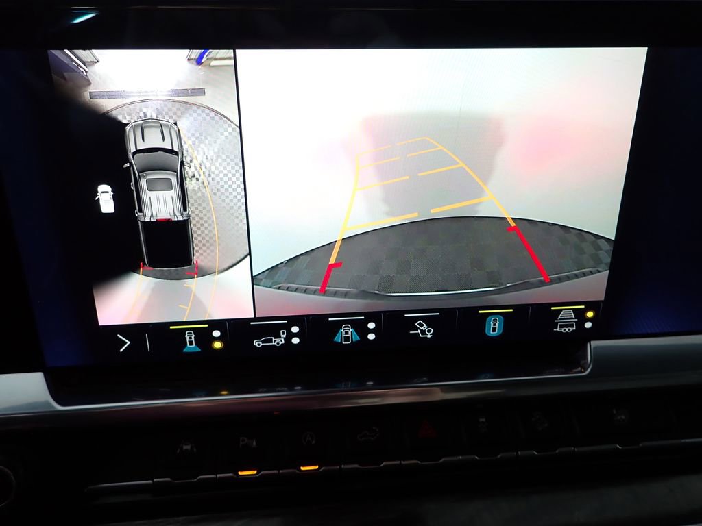 Used 2022 Chevrolet Silverado 1500 LTZ w/ LTZ Premium Package image 6