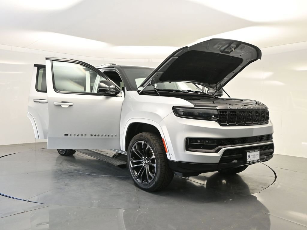 Used 2024 Jeep Grand Wagoneer Series II w/ Quick Order Packagew 28T image 39