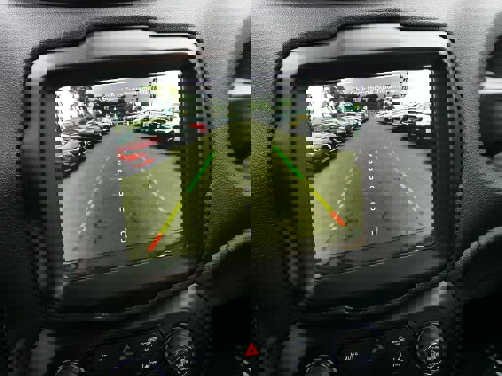 Used 2022 Jeep Renegade Latitude image 22