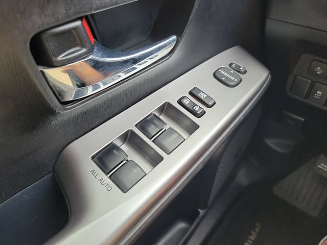 Used 2017 Toyota Prius V Five w/ Advanced Technology Package FWD image 26