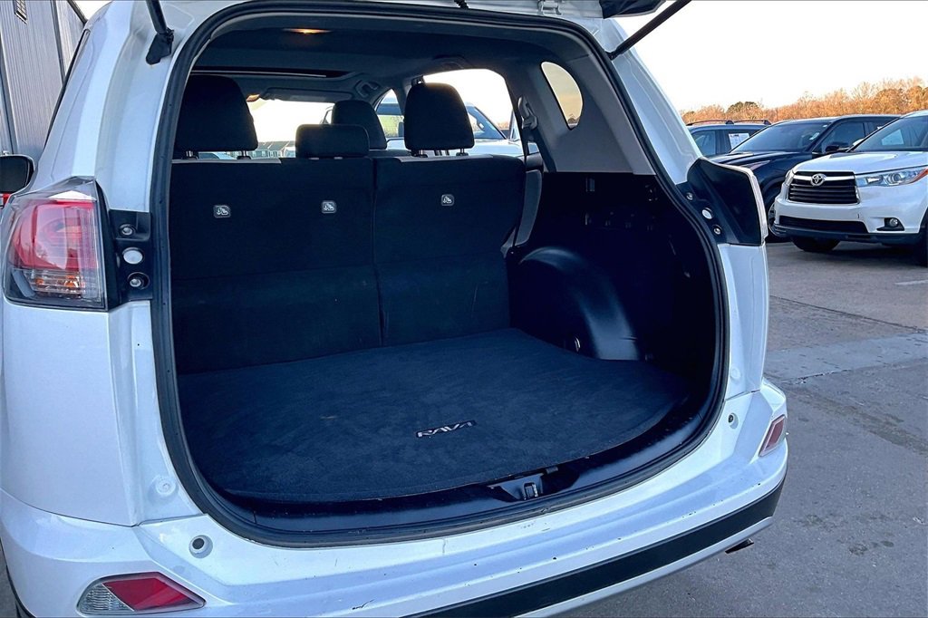 Certified 2018 Toyota RAV4 XLE image 22