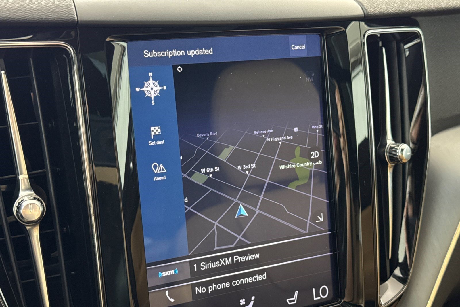 Used 2019 Volvo XC60 T6 Momentum AWD/4WD image 19
