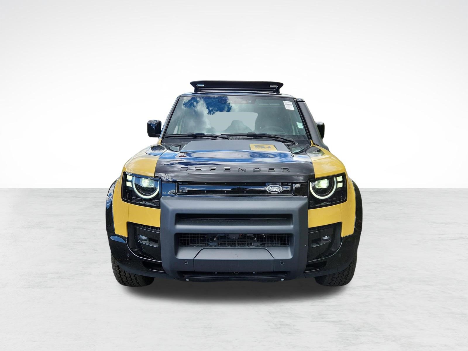 New 2026 Land Rover Defender 110 Trophy Edition AWD/4WD image 5