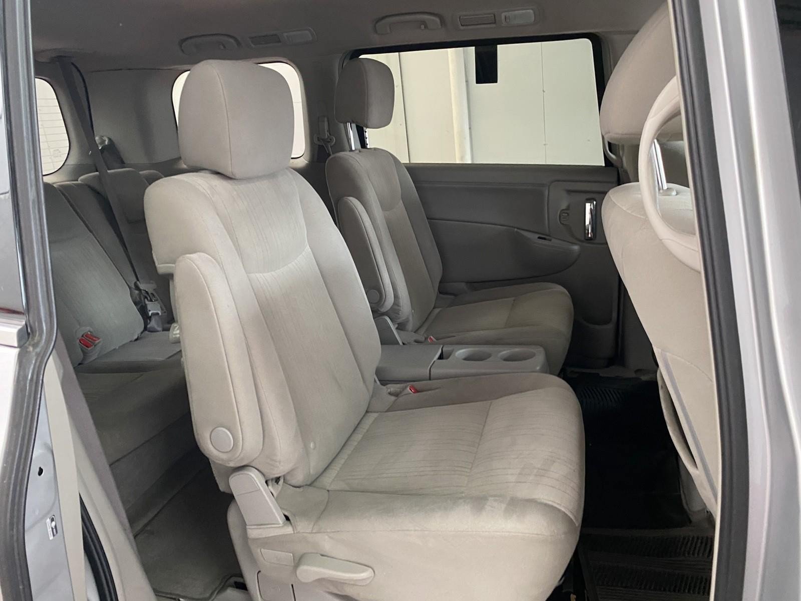 Used 2015 Nissan Quest SV FWD image 11