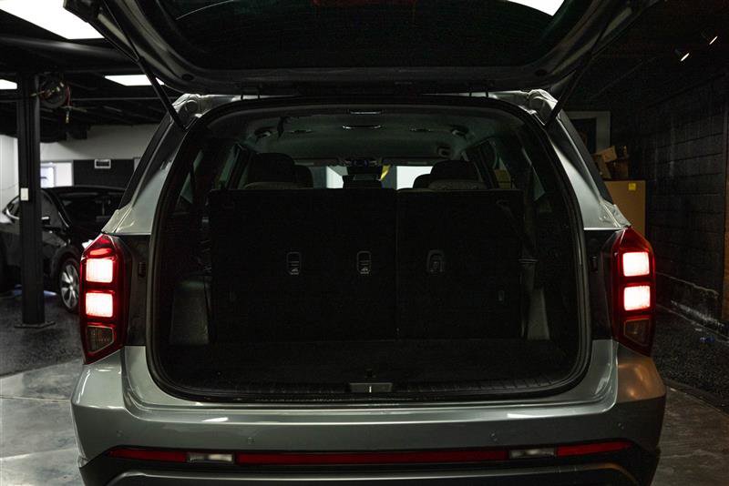 Used 2024 Hyundai Palisade SE image 7