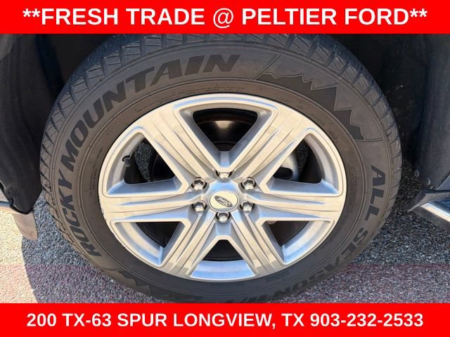Used 2019 Ford Expedition XLT w/ Equipment Group 202A RWD image 9