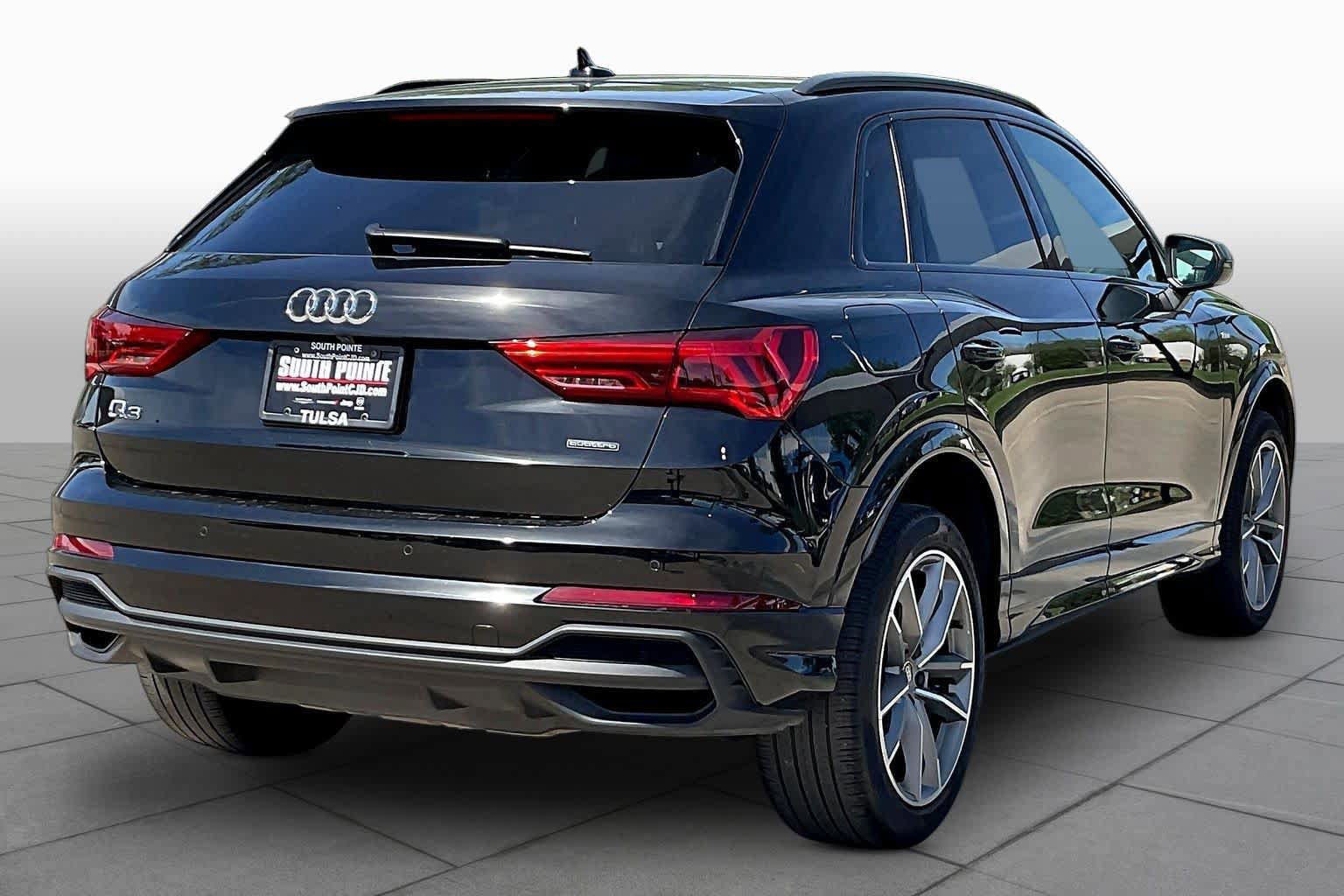 Used 2023 Audi Q3 2.0T Premium Plus w/ Premium Plus Package image 13
