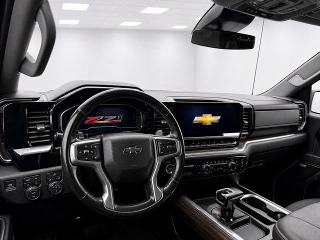 Used 2024 Chevrolet Silverado 1500 RST w/ True North Edition Plus AWD/4WD image 17