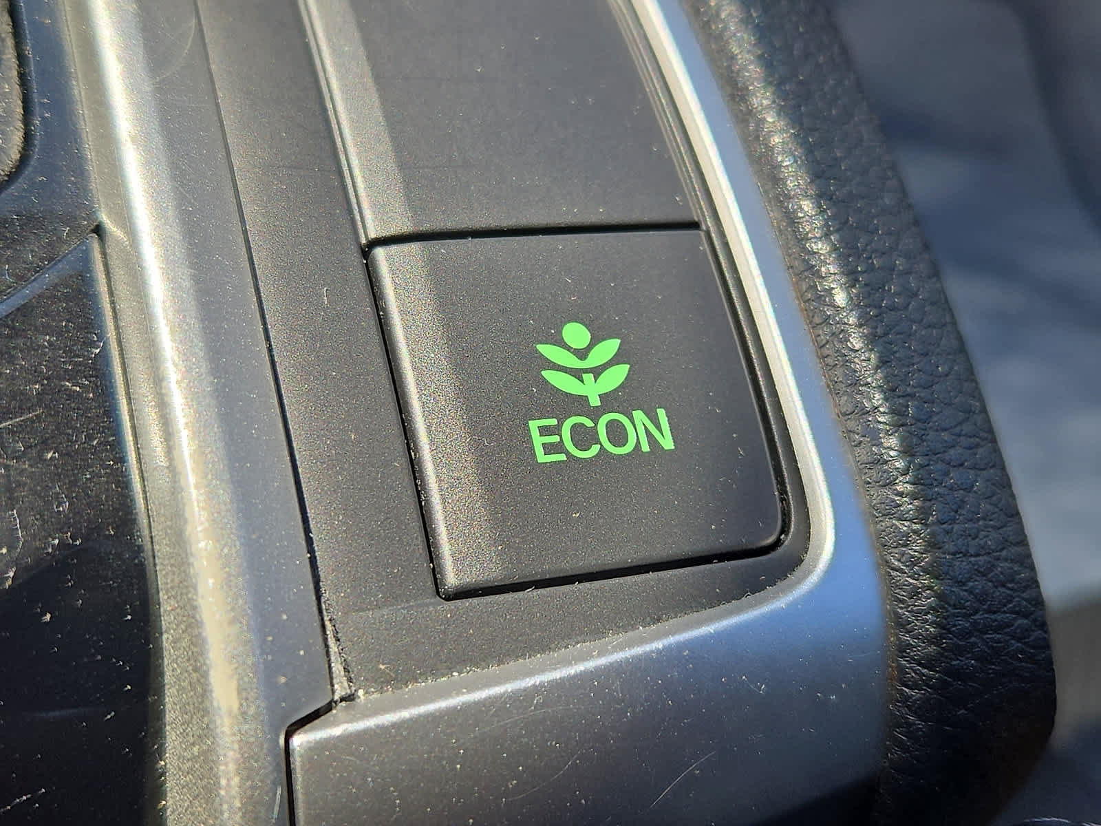 Used 2016 Honda Civic EX-L image 25