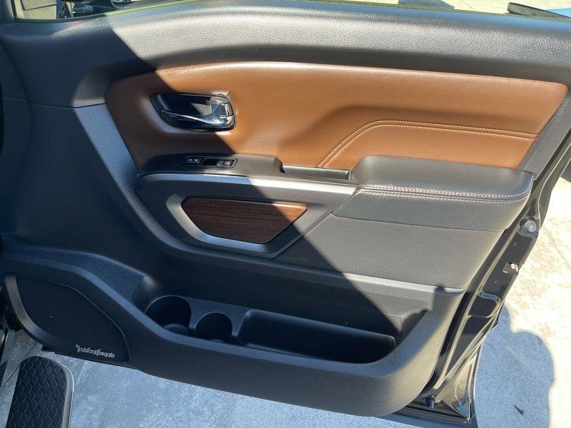 Used 2016 Nissan Titan Platinum Reserve image 49