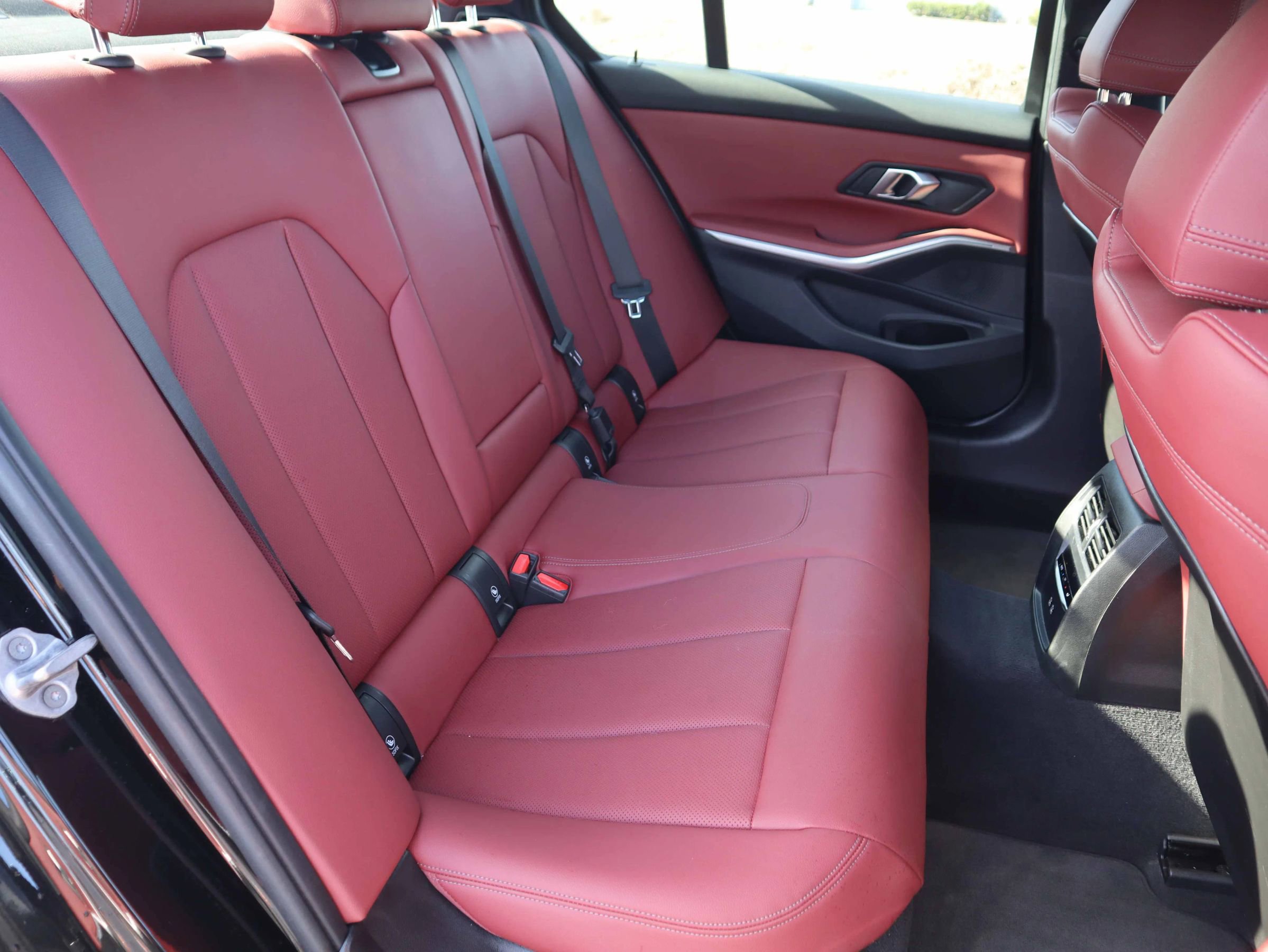 Used 2024 BMW M340i xDrive w/ Driving Assistance Package image 4