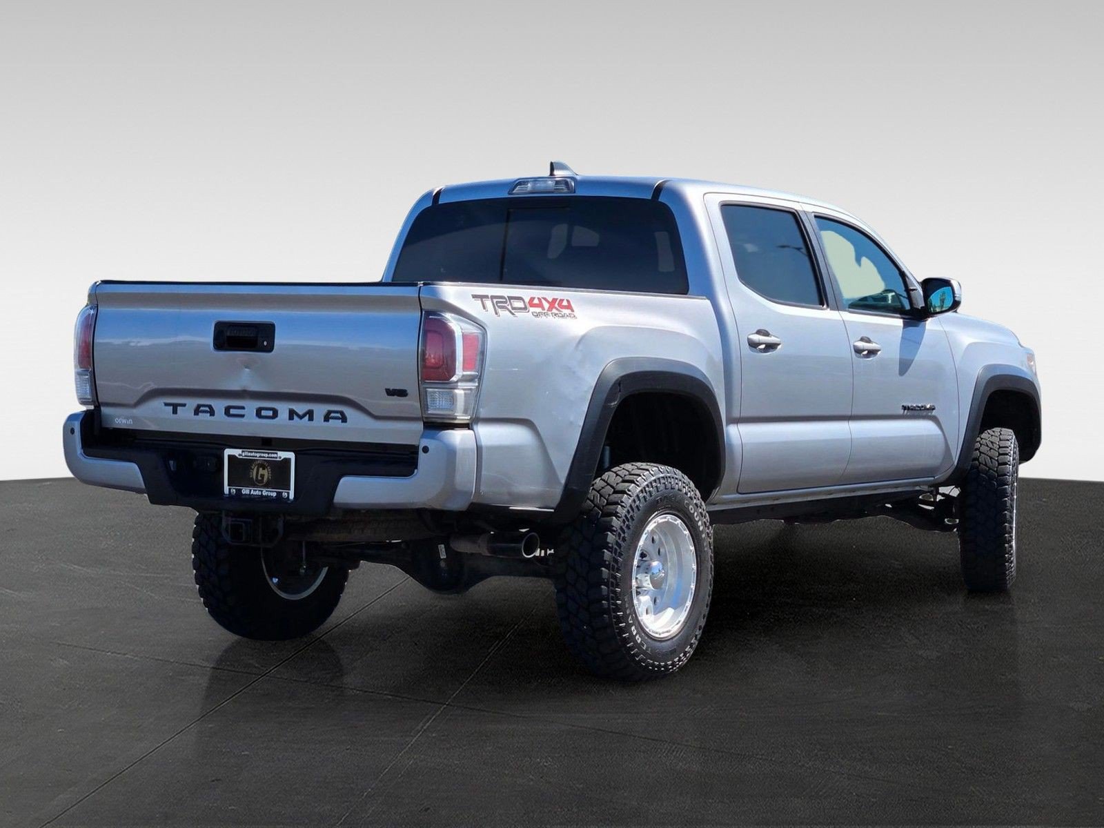 Used 2021 Toyota Tacoma TRD Off-Road w/ Technology Package AWD/4WD image 5