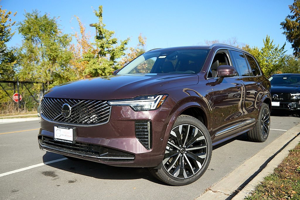 New 2026 Volvo XC90 B5 Ultra w/ Protection Package AWD/4WD image 1